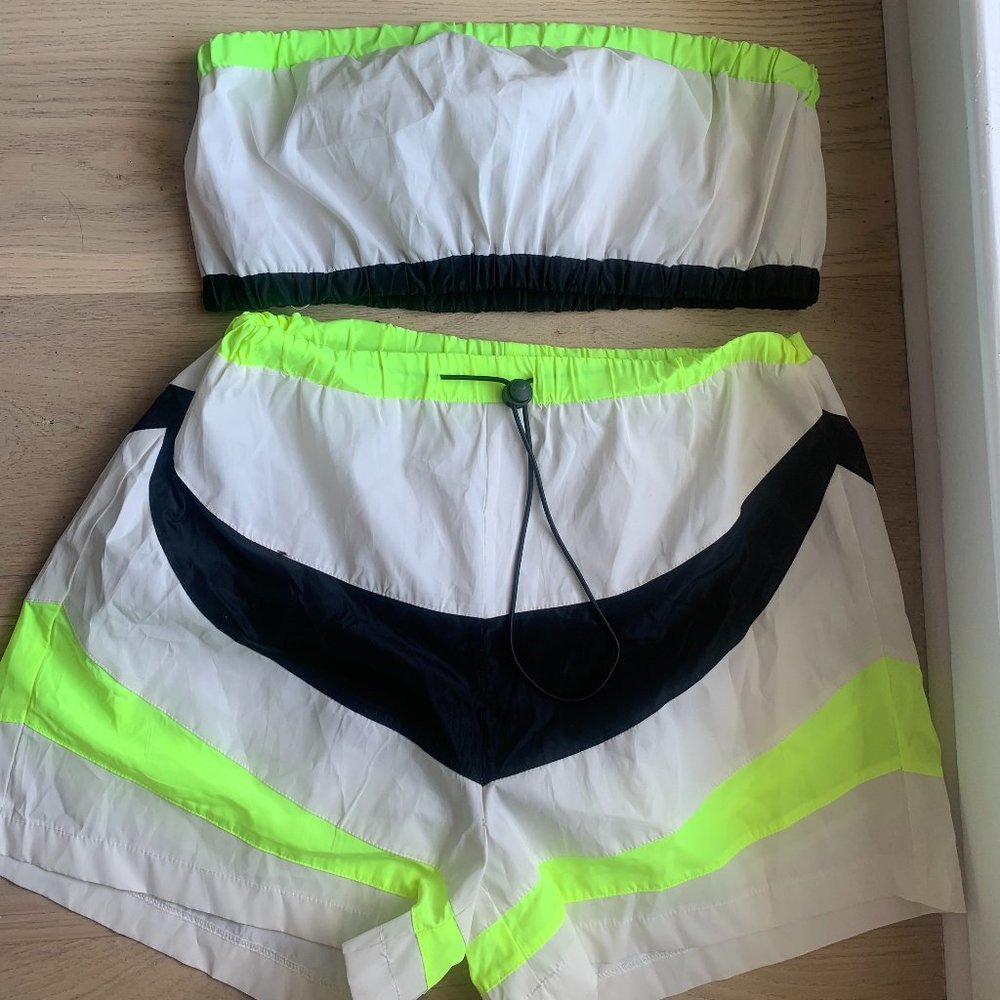 iHeartRaves Matching Flash Reflective Set